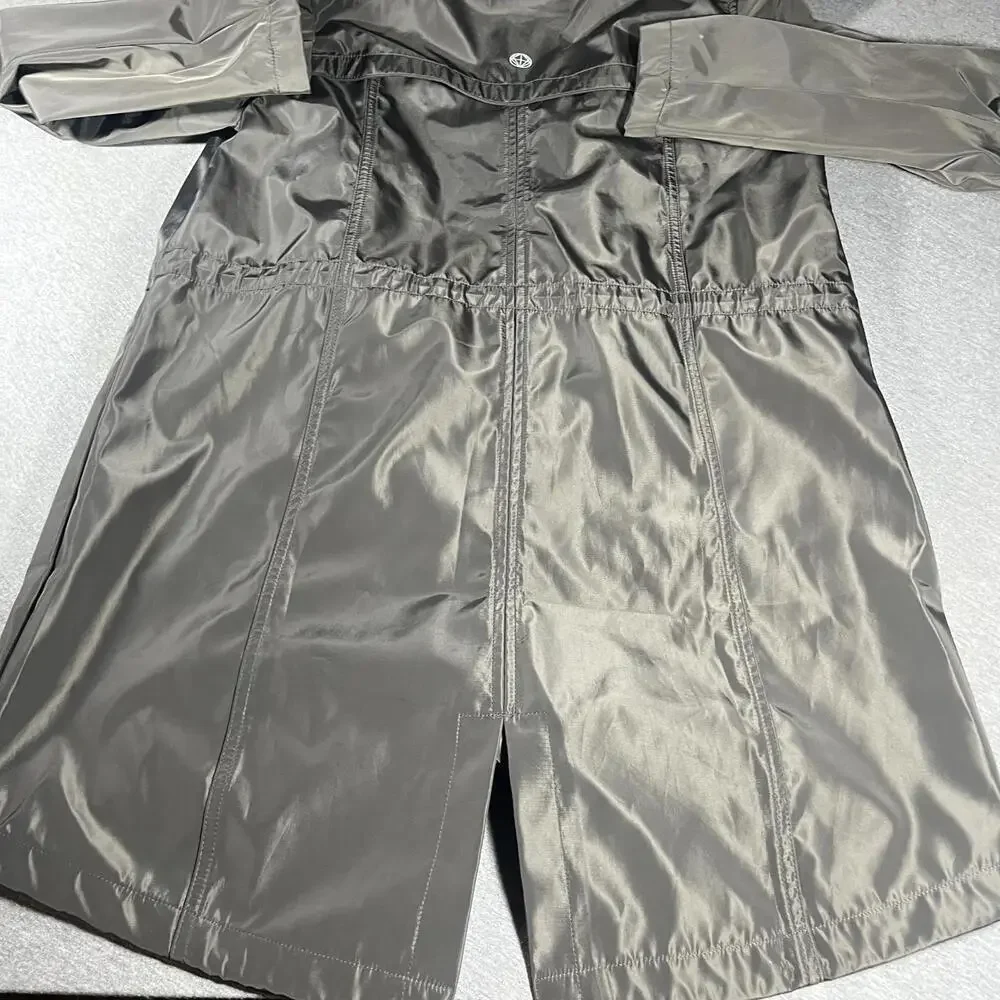 Women's Hooded Raincoat Mondetta Outdoor Project Size Small with Zipper
